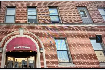 1677 Kennedy Blvd #13, Jersey City, NJ 07305 - Photo 4