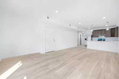 418 11th St #Floor 3, Union City, NJ 07087 - Photo 6