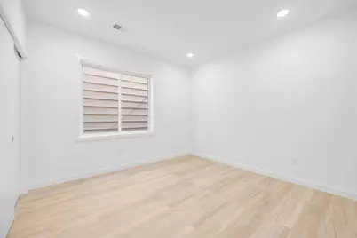418 11th St #Floor 3, Union City, NJ 07087 - Photo 10