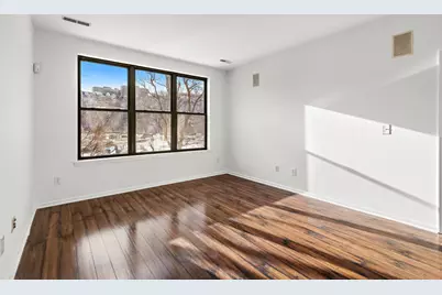 24 Avenue At Port Imperial #232, West New York, NJ 07093 - Photo 2