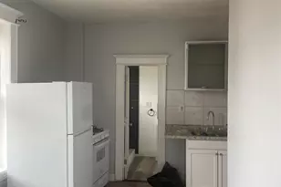 78 W 25th St, Bayonne, NJ 07002 - Photo 2