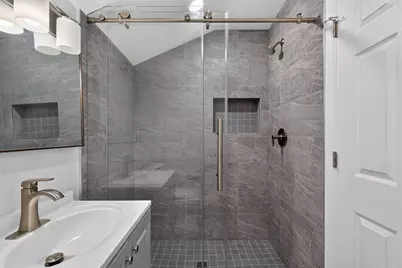 74 West 52nd St, Bayonne, NJ 07002 - Photo 18