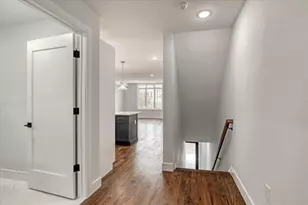 108 Oak St, Jersey City, NJ 07305 - Photo 16