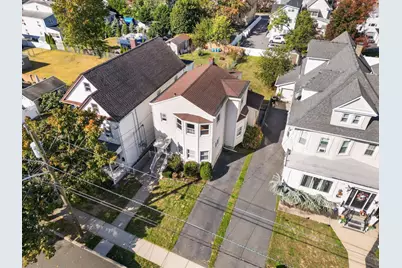 49 Livingston Ave #2, Lyndhurst Township, NJ 07071 - Photo 4