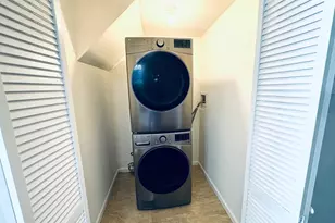 69 Hutton St, Jersey City, NJ 07307 - Photo 6
