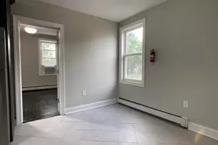 75 Wright Ave, Jersey City, NJ 07306 - Photo 4