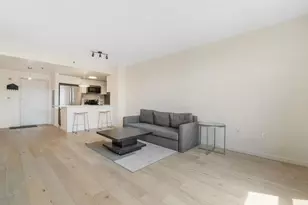 102 Christopher Columbus Dr, Jersey City, NJ 07302 - Photo 4