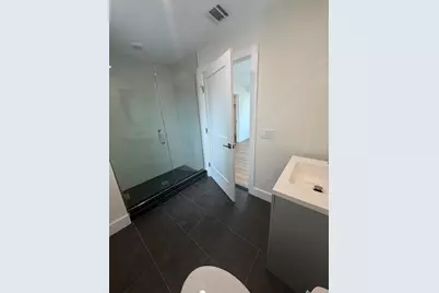312 Hackensack St #2nd floor, Carlstadt, NJ 07072 - Photo 10