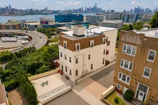 5 Oak St, Weehawken, NJ 07086 - Photo 2