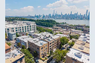 18 Oak St #1, Weehawken, NJ 07086 - Photo 14
