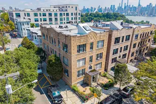 18 Oak St, Weehawken, NJ 07086 - Photo 16
