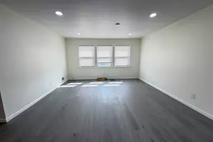 10 Briarwood Rd, Jersey City, NJ 07305 - Photo 4