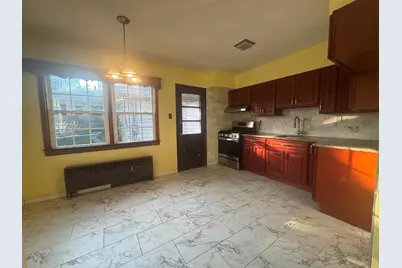 382 Virginia Ave, Jersey City, NJ 07304 - Photo 2