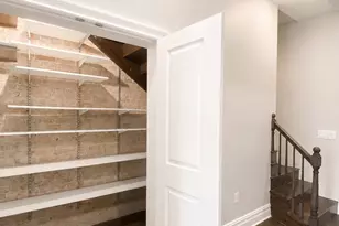 29 Belmont Ave, Jersey City, NJ 07304 - Photo 6