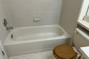 19 Alder St, Jersey City, NJ 07305 - Photo 14