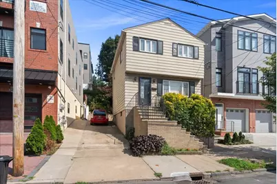 584 Liberty Ave, Jersey City, NJ 07307 - Photo 32