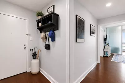 100 Shearwater Ct East #54, Jersey City, NJ 07305 - Photo 10