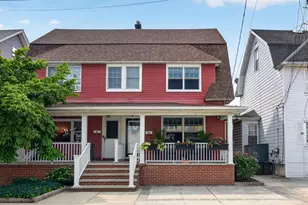 16 Marion Ct, Bayonne, NJ 07002 - Photo 2
