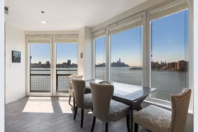 600 Harbor Blvd #1146, Weehawken, NJ 07086 - Photo 2