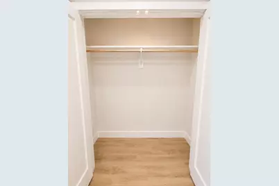 6121 Unit 201 Bergenline Ave #201, West New York, NJ 07093 - Photo 8