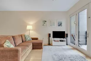 1300 Grand St, Hoboken, NJ 07703 - Photo 2