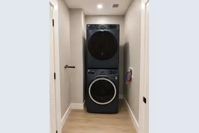 6121 Unit 302 Bergenline Ave #302, West New York, NJ 07093 - Photo 10