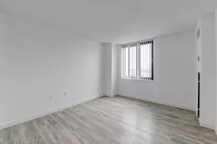 807 Harmon Cove Tower, Secaucus, NJ 07094 - Photo 26