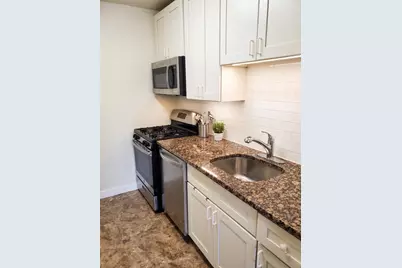 7000 Blvd East #10C, West New York, NJ 07093 - Photo 6
