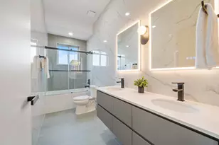 272 Terrace Ave, Jersey City, NJ 07307 - Photo 24