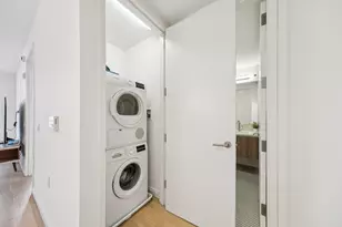 160 1st St, Jersey City, NJ 07302 - Photo 8