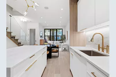 396 1st St, Jersey City, NJ 07302 - Photo 8