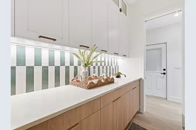 396 1st St, Jersey City, NJ 07302 - Photo 12