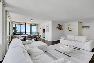 200 Winston Dr, Cliffside Park, NJ 07010 - Photo 4