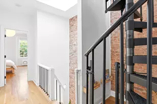 25 Crescent Ave, Jersey City, NJ 07304 - Photo 22