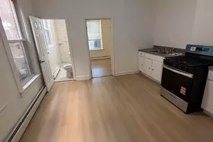 406 Woodlawn Ave, Jersey City, NJ 07305 - Photo 2