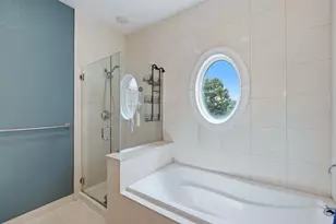 6 Intrepid Ct, Jersey City, NJ 07305 - Photo 14