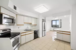 1265 15th St, Fort Lee, NJ 07024 - Photo 10