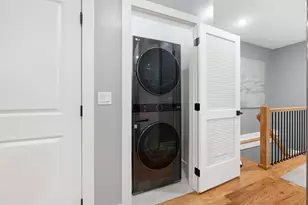 246 Clinton Ave, Jersey City, NJ 07304 - Photo 8