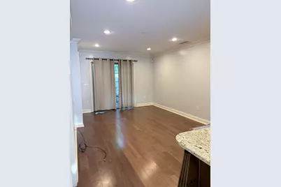 1625 Paterson Plank Rd #5, Secaucus, NJ 07094 - Photo 4