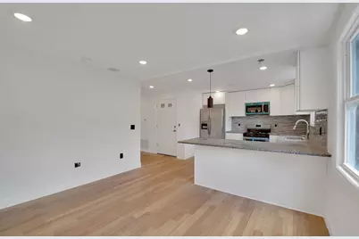 388 Broadway #1, Bayonne, NJ 07002 - Photo 6