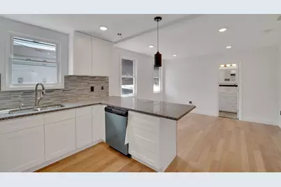 388 Broadway #1, Bayonne, NJ 07002 - Photo 2