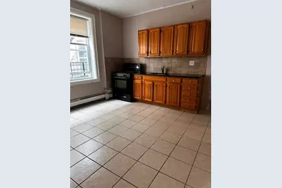 35-37 East 19th St #5, Bayonne, NJ 07002 - Photo 4