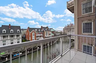 201 Shearwater Ct W, Jersey City, NJ 07305 - Photo 8