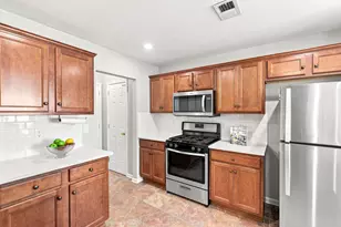 3 Elco Ct, Bayonne, NJ 07002 - Photo 14