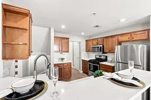 3 Elco Ct, Bayonne, NJ 07002 - Photo 8