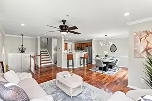 3 Elco Ct, Bayonne, NJ 07002 - Photo 4