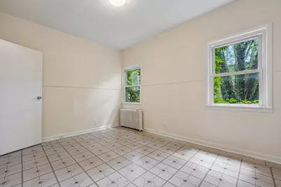 414 Monastery Pl Rear, Union City, NJ 07087 - Photo 16