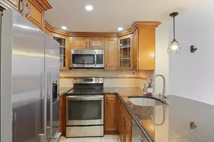 20 2nd St, Jersey City, NJ 07302 - Photo 2