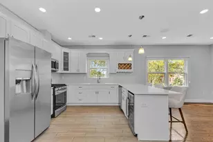 28 Giles Ave, Jersey City, NJ 07306 - Photo 2