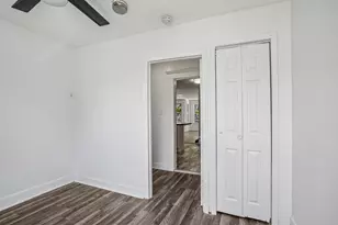 26 Olean Ave, Jersey City, NJ 07304 - Photo 14
